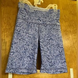 NWOT Athleta Elation Biker Shorts